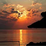 In With Sea Views & Pool Apartment Benitses (Corfu)
