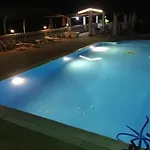 Apartment In With Sea Views & Pool